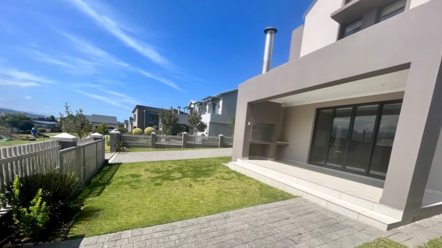 3 Bedroom Property for Sale in Welgelegen Western Cape